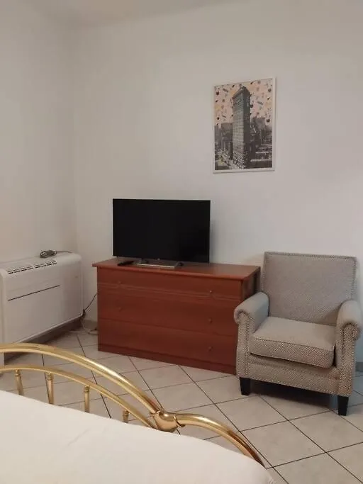 The House Of Peter Apartment Casalecchio Di Reno Italy